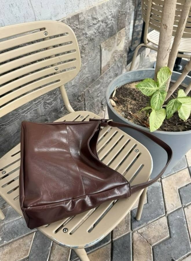 Stylish Brown Shoulder Bag for Women – Classic Elegant Handbag Perfect for University & Work – Fashion Statement Accent - Image 3